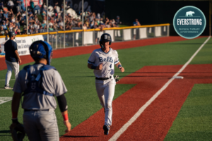 9th inning rally leads to a series win at Nanaimo